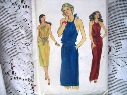 7697 VOGUE PULLOVER HALTER BLOUSON DRESS LENGTHS PATTERN 8